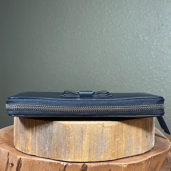 NWT COACH DARCY BOW ACCORDION ZIP WALLET - Picture 5 of 16